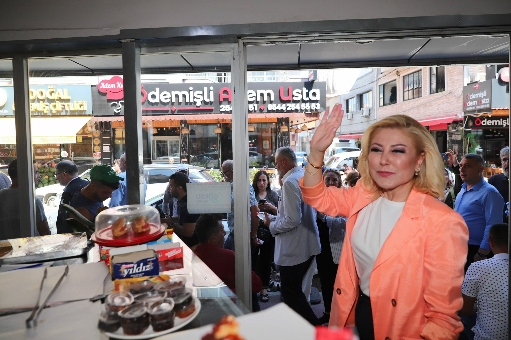 AK PARTİ İZMİR MİLLETVEKİLİ BURSALI'DAN, BÜYÜKŞEHİR BELEDİYESİ'NİN ÖRNEKKÖY'DEKİ SKANDALINA SERT TEPKİ