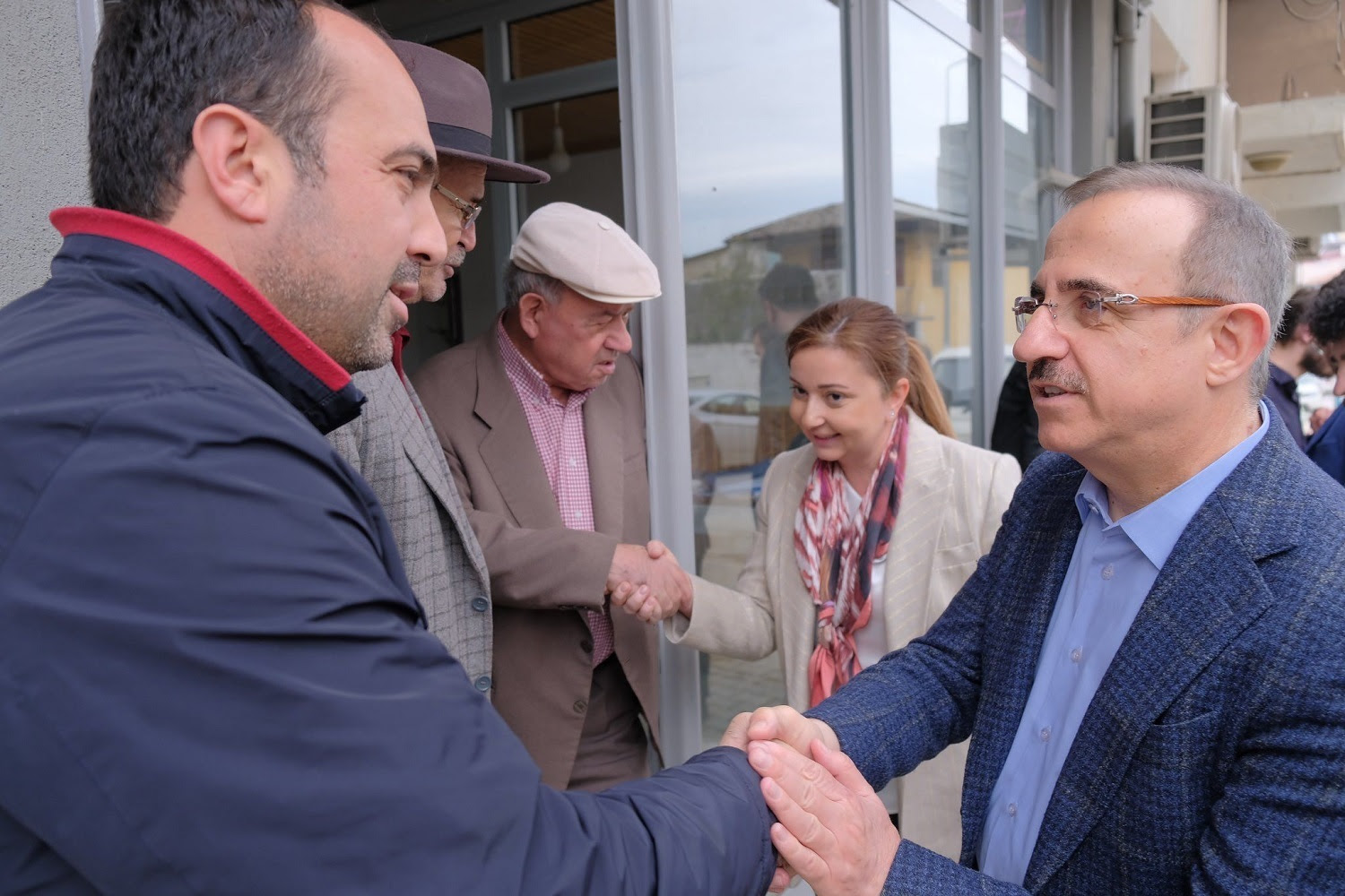 Sürekli, Ödemiş’te konuştu “Çiftçiye bir avuç tohum, 2-3 koyun dağıtmakla tarıma destek verilmez”