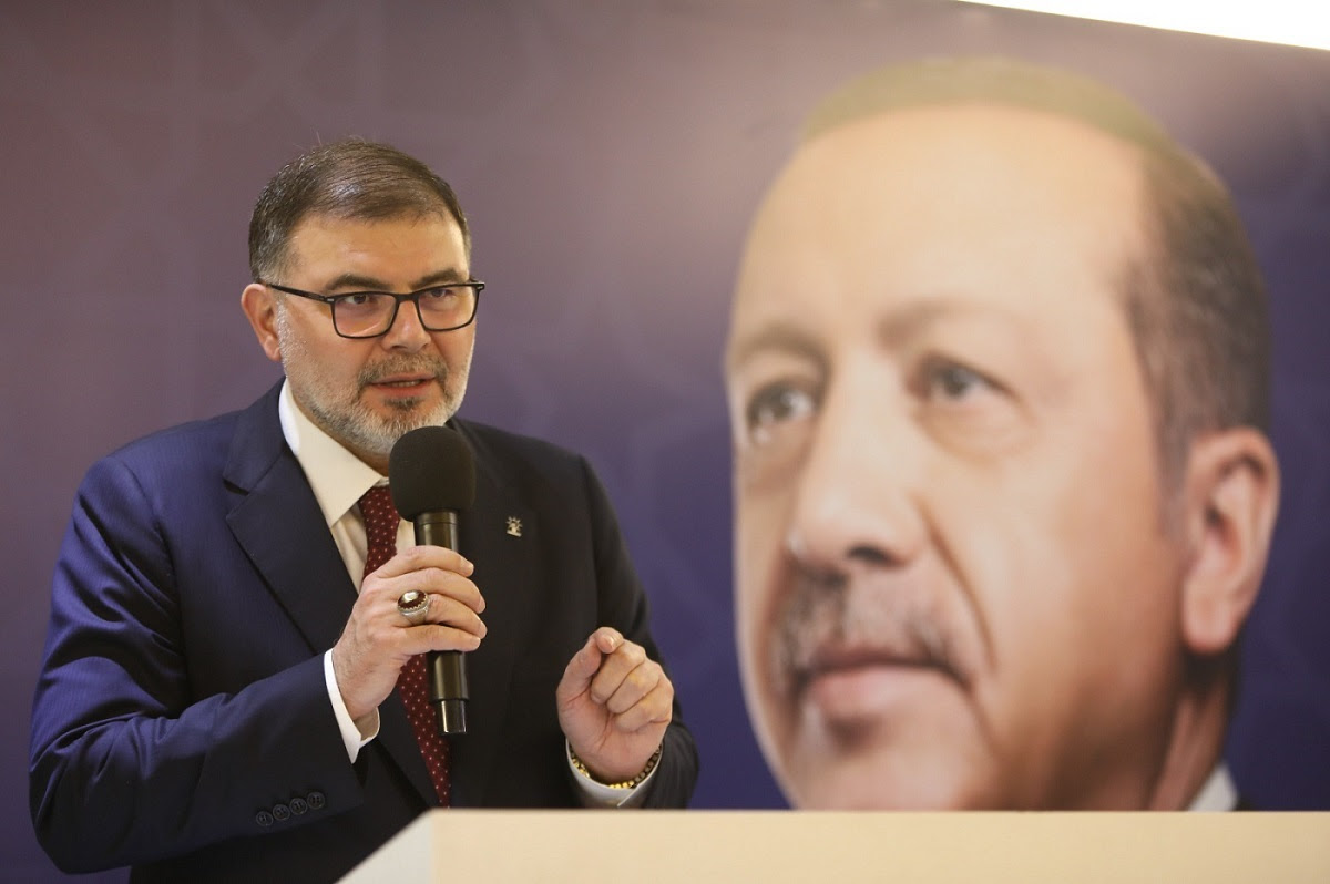 AK Parti İzmir İl Başkanı Bilal Saygılı;  “Yeter ki hizmete dönsün, varız!”