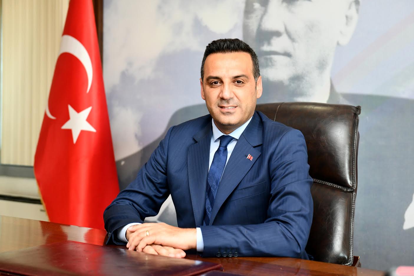 Çiğli belediye başkanı Onur Emrah Yıldız; 