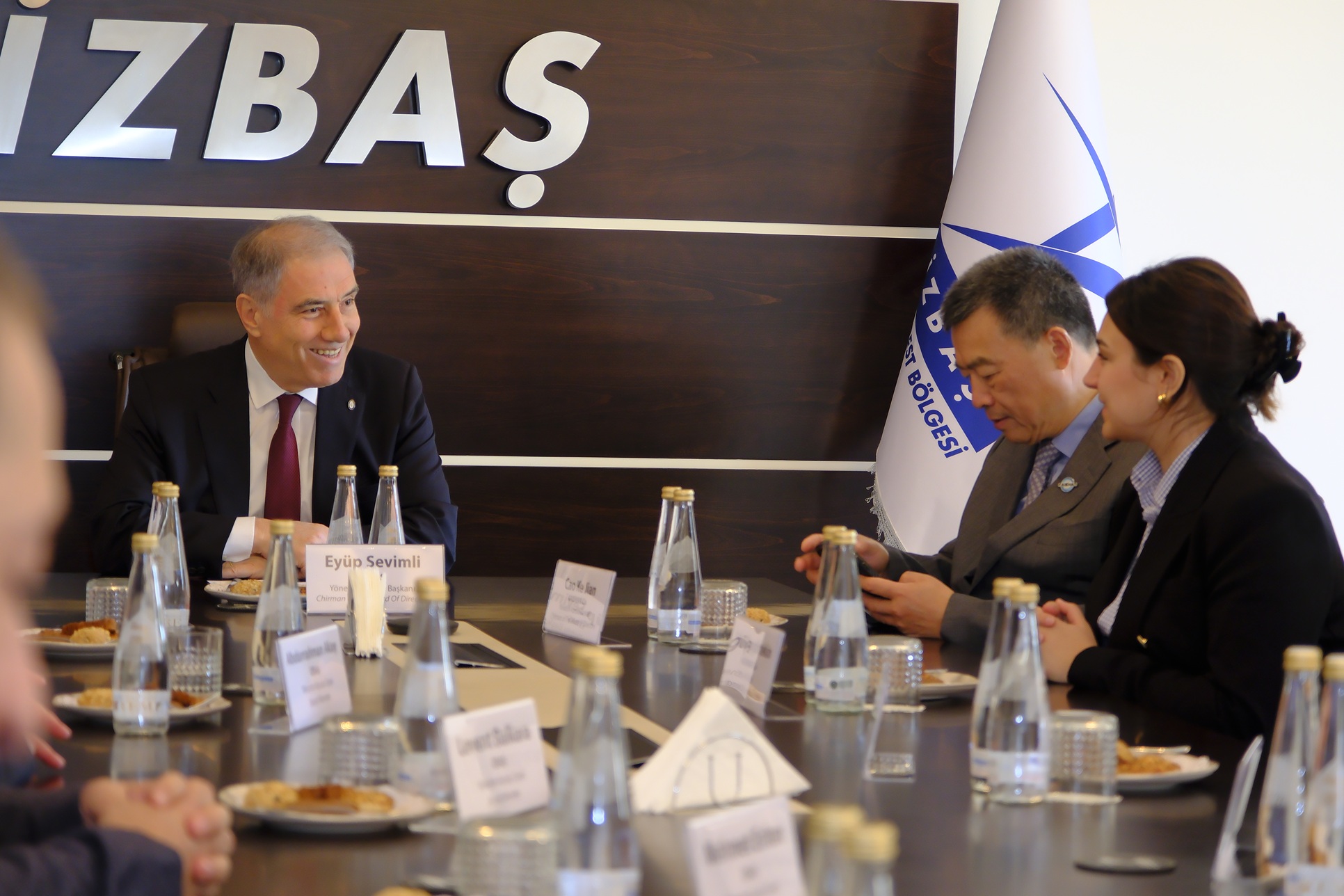 Dünya devi Kaishan Grubu'nun global yöneticileri İZBAŞ'a çıkarma yaptı